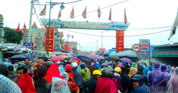 Nam Định dừng tổ chức phiên chợ Viềng 2021