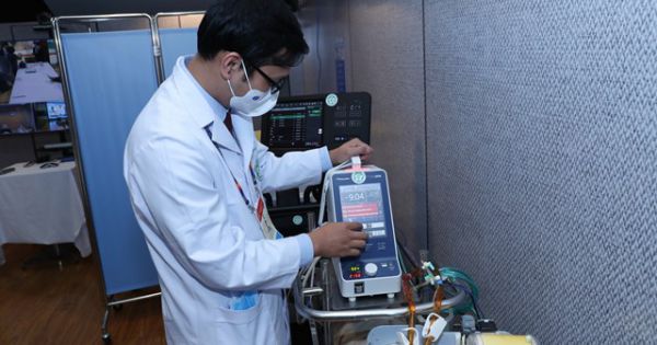 Khai trương Trung tâm Y tế phục vụ Đại hội XIII của Đảng