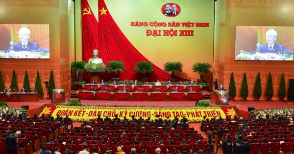 Cộng đồng người Việt tại Lào gửi gắm niềm tin và kỳ vọng vào Đại hội XIII của Đảng