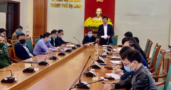 Hạ Long họp khẩn trong đêm, triển khai biện pháp phòng Covid-19