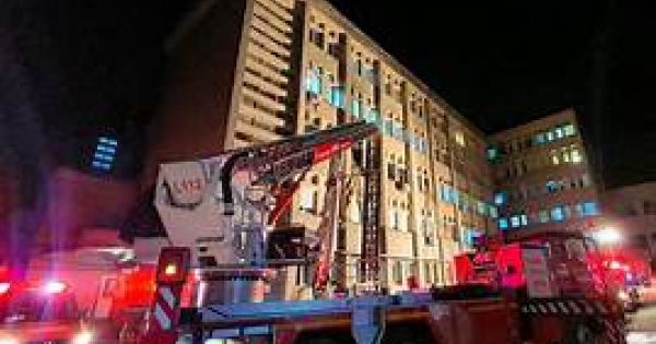 Romania: Cháy bệnh viện điều trị COVID-19, 4 người thiệt mạng