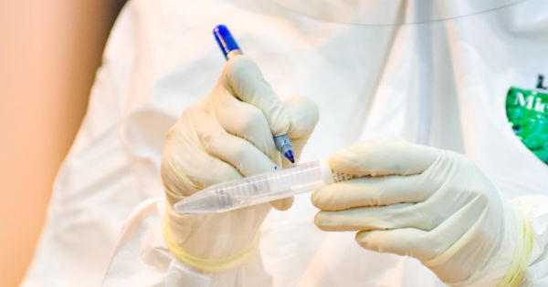 Việt Nam ghi nhận ca đầu tiên nhiễm virus SARS-CoV-2 biến chủng Nam Phi