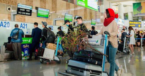 Giá vé máy bay Tết giảm mạnh
