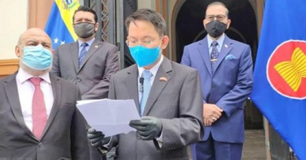 Chuyển giao chức Chủ tịch Ủy ban ASEAN tại Caracas cho Indonesia