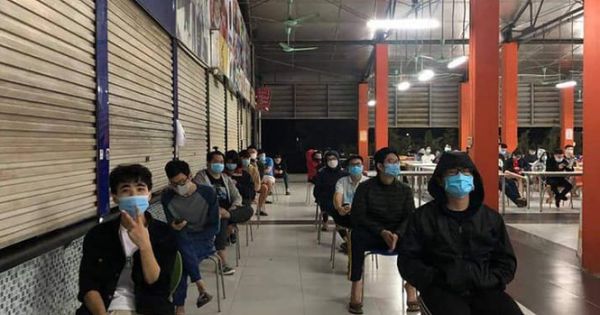 Đại học FPT gỡ phong tỏa