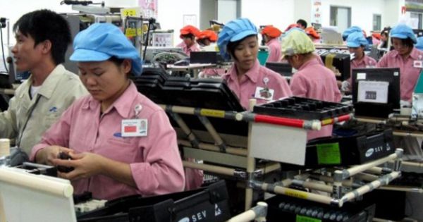 Xuất khẩu điện thoại và linh kiện tăng 114,8% trong tháng đầu năm