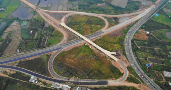 Cao tốc Trung Lương - Mỹ Thuận cấm phương tiện đi vào ban đêm