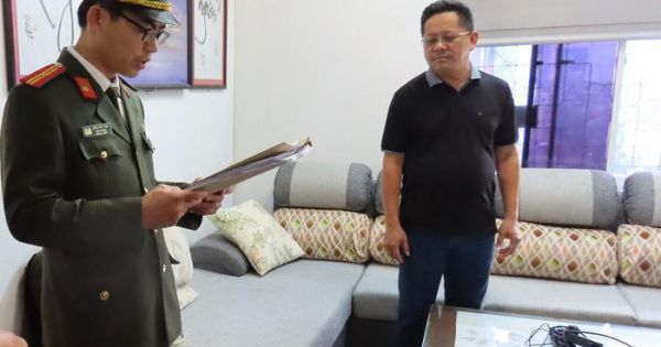 Lập Facebook ẩn danh bôi nhọ lãnh đạo, một nhà báo bị bắt