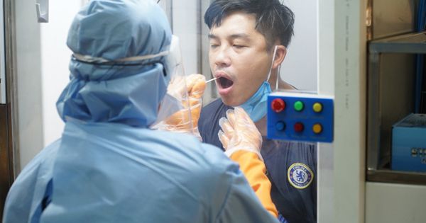 TP.HCM lấy mẫu xét nghiệm SARS-CoV-2 tại bến xe, nhà trọ công nhân 4 ngày Tết