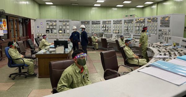 Kỳ nghỉ Tết, mức tiêu thụ điện trung bình ngày xuống thấp