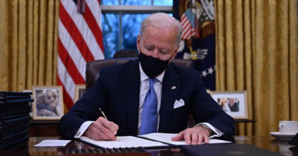 Mỹ chính thức quay lại Hiệp định Paris về biến đổi khí hậu