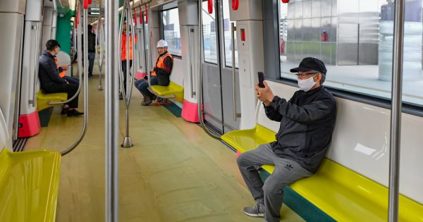 Đoàn tàu thứ 3 của tuyến Nhổn - Ga Hà Nội về đến Hải Phòng