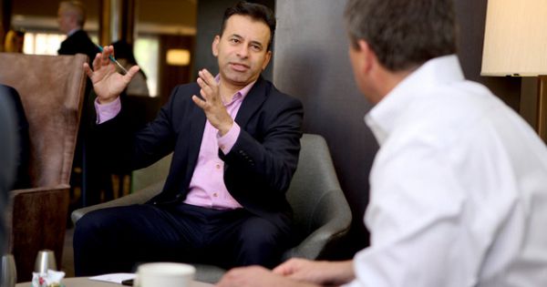 Chuyên gia dự đoán Mỹ sẽ hết dịch trước ngày 30-4