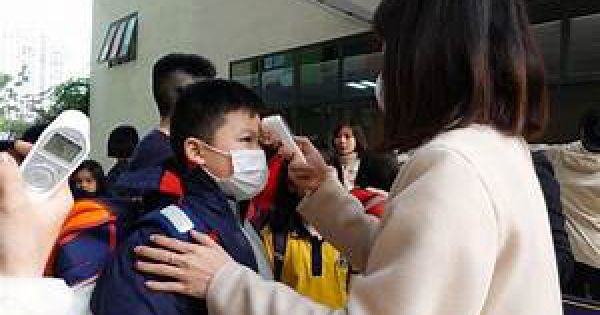 Hà Nội cho học sinh quay lại trường từ ngày 2/3