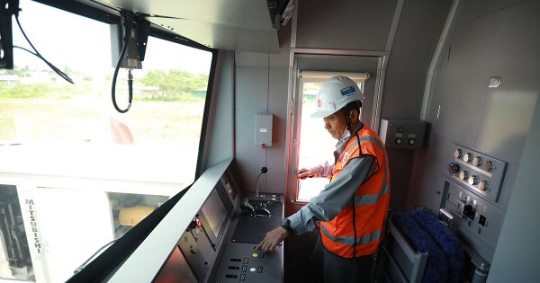 Đề xuất mức lương hơn 500 triệu đồng cho chuyên gia tuyến metro số 1