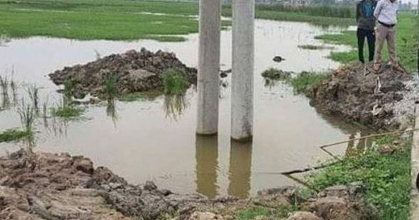 Thanh Hóa: Hai anh em ruột chết đuối dưới hố chôn cột điện sát đường đi