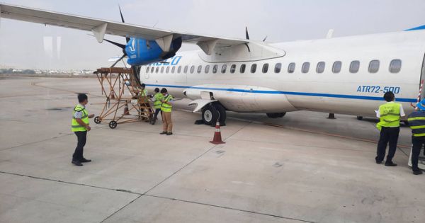 Chuyến bay từ TP.HCM đi Côn Đảo phải quay về vì máy bay có khói