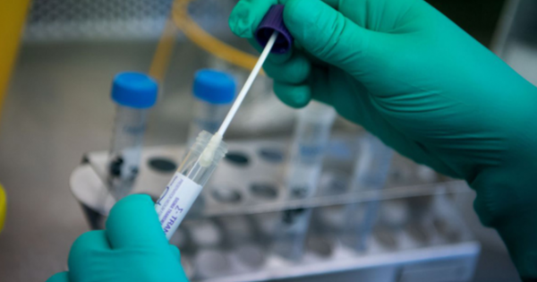 Lao động Việt tại Hàn Quốc được miễn phí xét nghiệm COVID-19