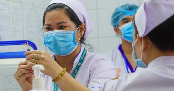 Thêm 4 tỉnh triển khai tiêm vắc xin ngừa COVID-19