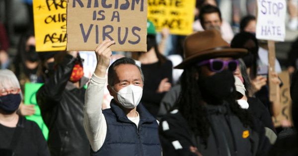 Biểu tình rầm rộ tại Mỹ sau vụ xả súng làm 6 phụ nữ gốc Á thiệt mạng