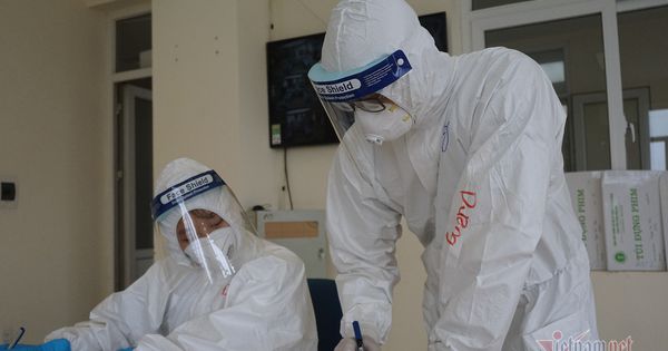 Điều dưỡng ở Hải Phòng xét nghiệm lần thứ 10 vẫn dương tính với COVID-19
