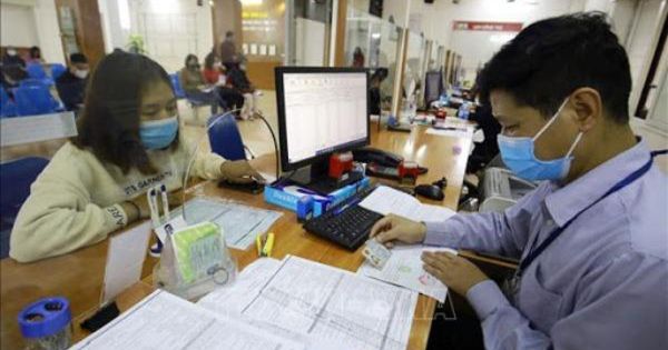 Hơn 1.600 tỷ đồng lệ phí trước bạ ô tô, xe máy thu bằng phương thức điện tử