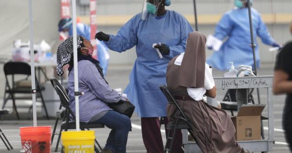 Thế giới có trên 124,7 triệu ca nhiễm virus SARS-CoV-2