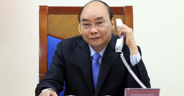 Thủ tướng Nguyễn Xuân Phúc điện đàm với Tổng thống nước Cộng hòa Chile