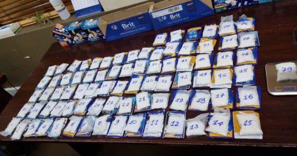 Hải quan Sân bay Tân Sơn Nhất bắt giữ 4 kg ma túy tổng hợp và 8,7 kg cần sa