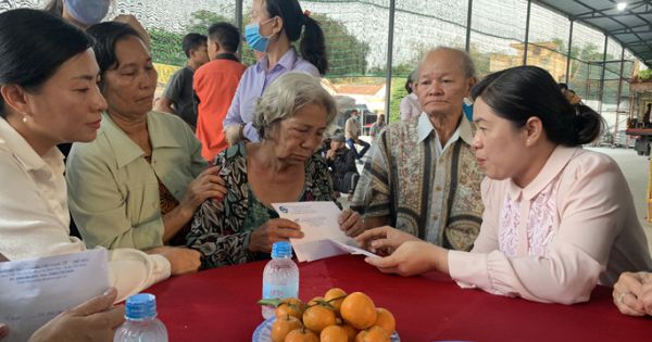 Hỗ trợ hơn 160 triệu đồng cho gia đình có 6 người chết trong vụ cháy ở TP Thủ Đức