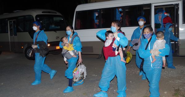 Bạc Liêu tiếp tục nhận 391 công dân Việt Nam từ Hàn Quốc về cách ly tập trung