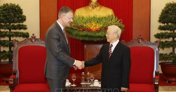 Tổng Bí thư Nguyễn Phú Trọng mời Tổng thống Mỹ Joe Biden sớm thăm Việt Nam