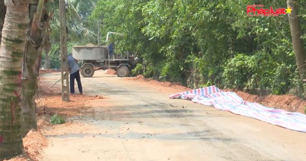 Hiến đất làm đường vì lợi ích cộng đồng