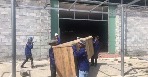 Cưỡng chế phá dỡ 6 công trình chuyên phục vụ khách Trung Quốc