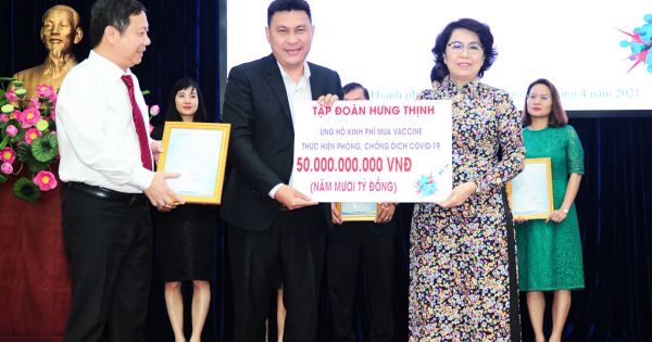 Tập đoàn Hưng Thịnh trao 50 tỷ đồng mua vaccine phòng Covid-19