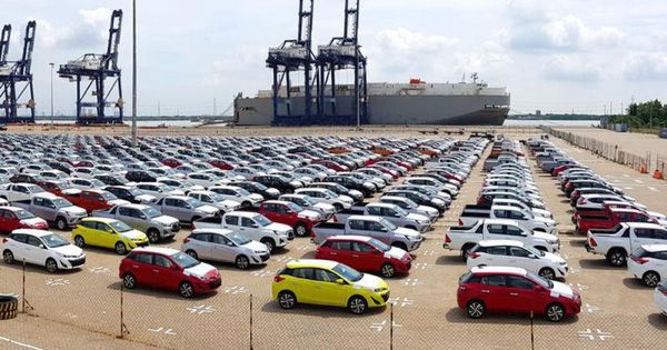 Nhập khẩu ôtô tăng gần 70%