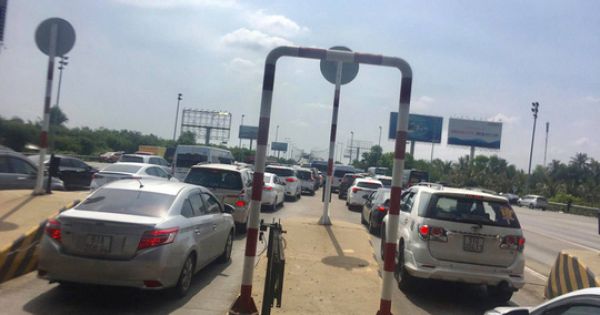 Thống nhất phương án xả trạm khi cao tốc TP.HCM - Long Thành - Dầu Giây kẹt xe kéo dài