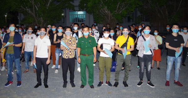 Bạc Liêu: Trao giấy chứng nhận cho 343 công dân hoàn thành cách ly