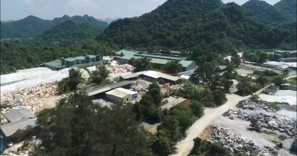 Nhiều bãi tập kết vật liệu thải tại “thủ phủ đá trắng” Quỳ Hợp không đúng quy định