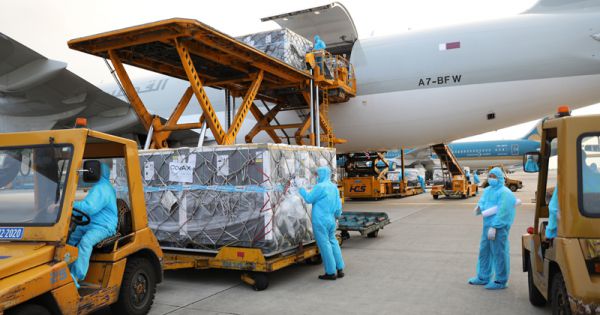 Hơn 1,6 triệu liều vắc xin của COVAX đã đến Viện Vệ sinh Dịch tễ TW