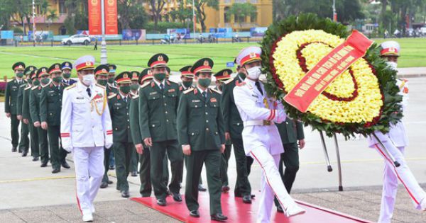 Lãnh đạo Đảng, Nhà nước vào Lăng viếng Chủ tịch Hồ Chí Minh