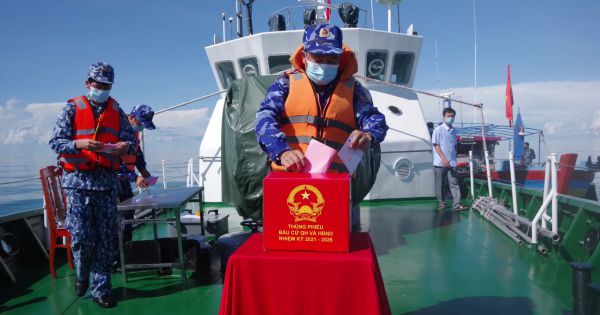 Tổ chức bầu cử sớm cho sĩ quan, chiến sĩ làm nhiệm vụ trên khu vực vùng biển Bạc Liêu