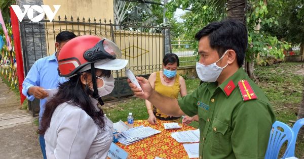 Phát hiện 4 ca nghi nhiễm Covid-19 khi tham gia bỏ phiếu ở nơi cách ly tạm thời