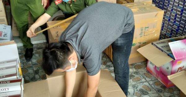 Bạc Liêu: Bắt quả tang trên 2.000 cây thuốc lá nhập lậu