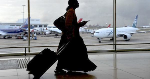 Một thanh tra viên chính thuộc Thanh tra Chính phủ đi nước ngoài 27 lần không xin phép