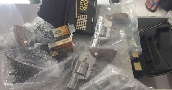 Nhiều súng, đạn trong căn nhà ở TP.HCM