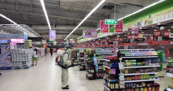 Siêu thị khẩn trương ứng phó với Covid-19