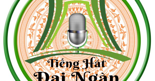 Liên hoan “Tiếng hát Đại ngàn” toàn quốc lần thứ 1: Tiếng hát của thí sinh Rơmah Mơ Ly, ca khúc dự thi: Đôi mắt Pleiku - sáng tác của nhạc sĩ Nguyễn Cường