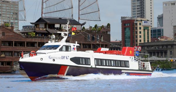 Từ 19/7, 5 tàu cao tốc chở hàng thiết yếu từ miền Tây về TP.HCM hoạt động