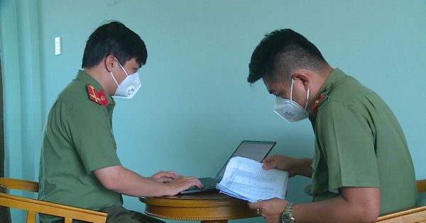 Thầm lặng trên những chặng đường đưa công dân từ vùng dịch trở về quê